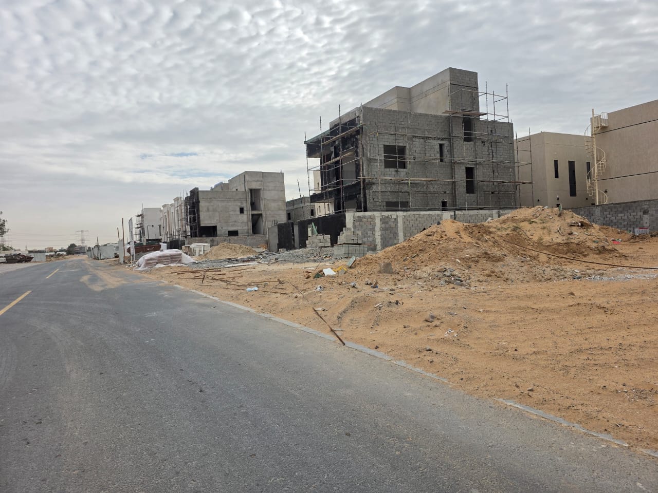 ارض الحليو سكنى (1) للبيع ارض سكنى منطقة الحلبو عحمان